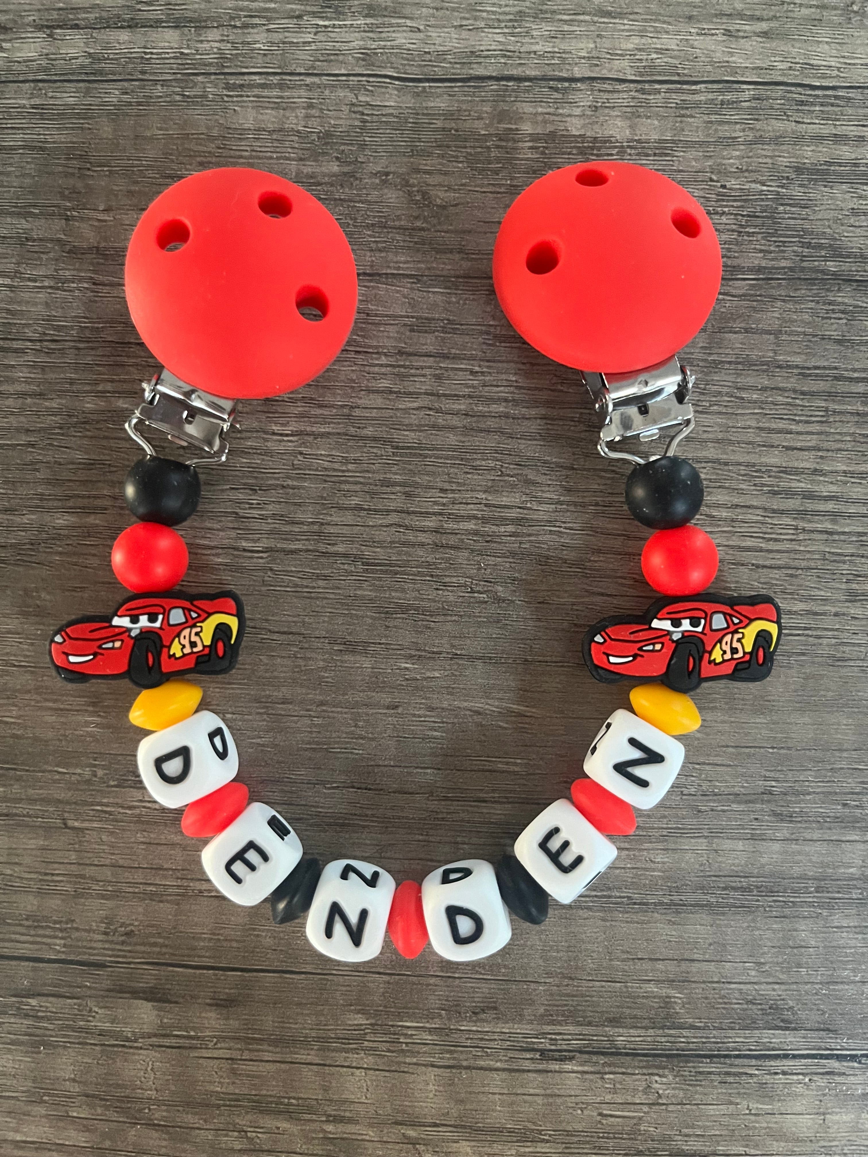 Attache doudou Cars flash mcqueen personnalisé KidCreationArtisanat