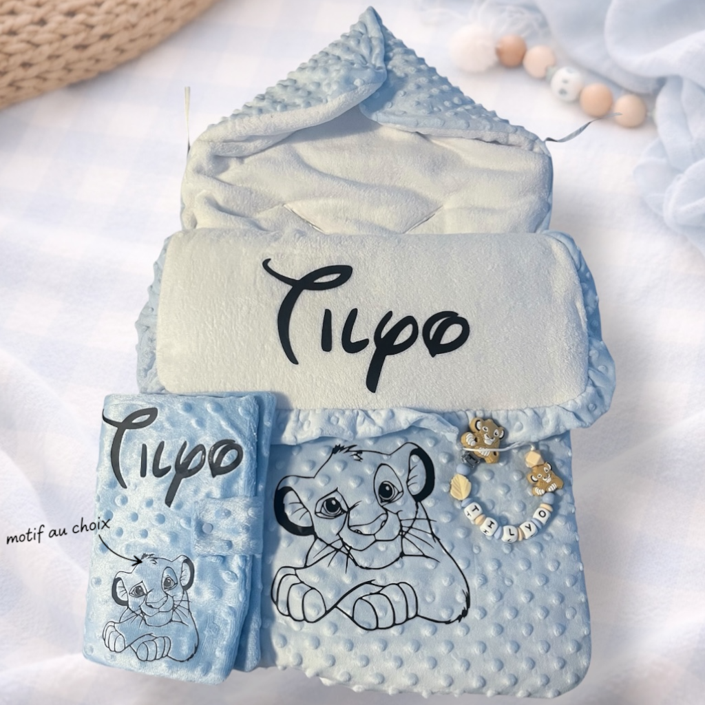 Coffret naissance 3 pièces - Attache tétine, Nid d’ange et Protège carnet personnalisés