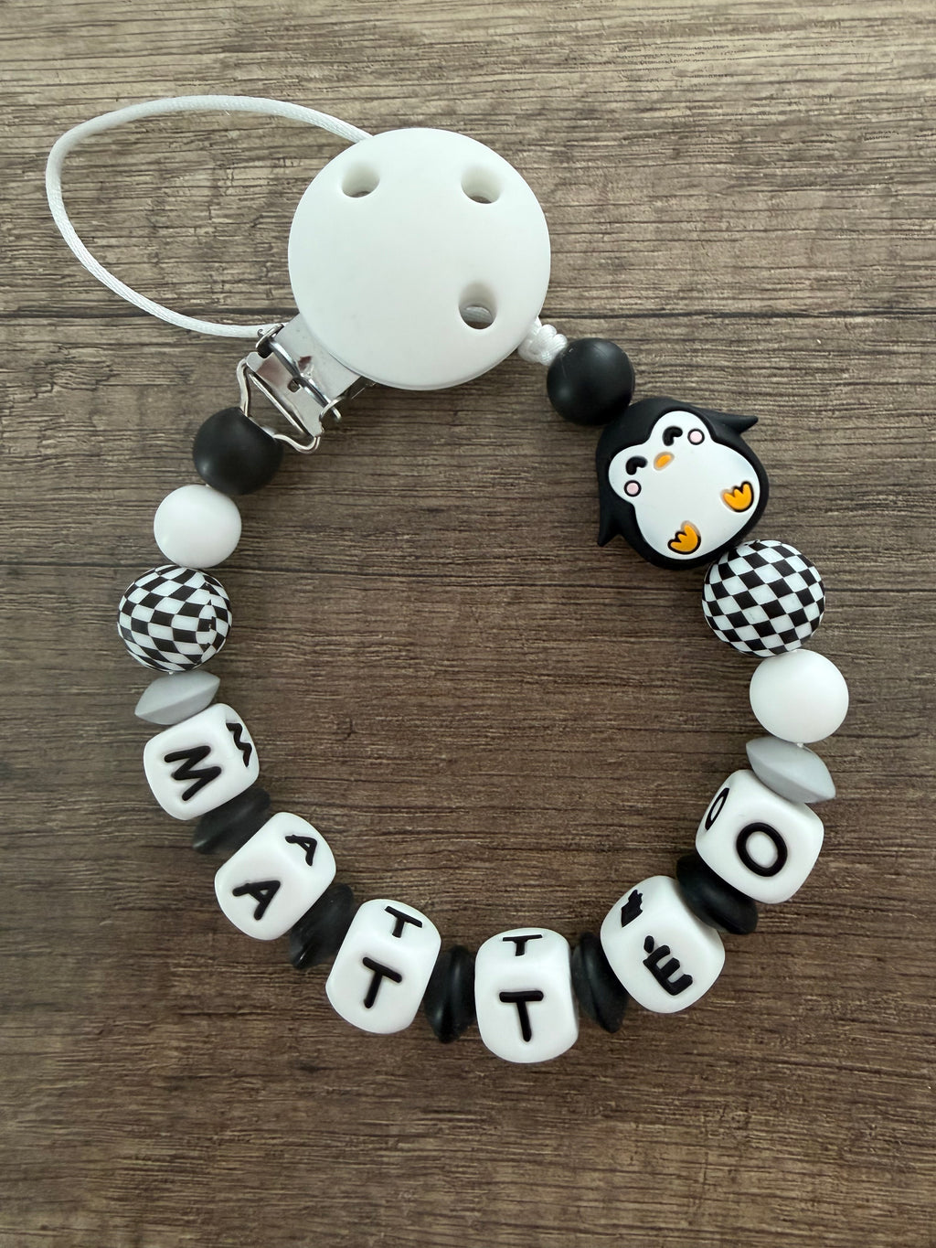 Attache tétine Pingouin personnalisée