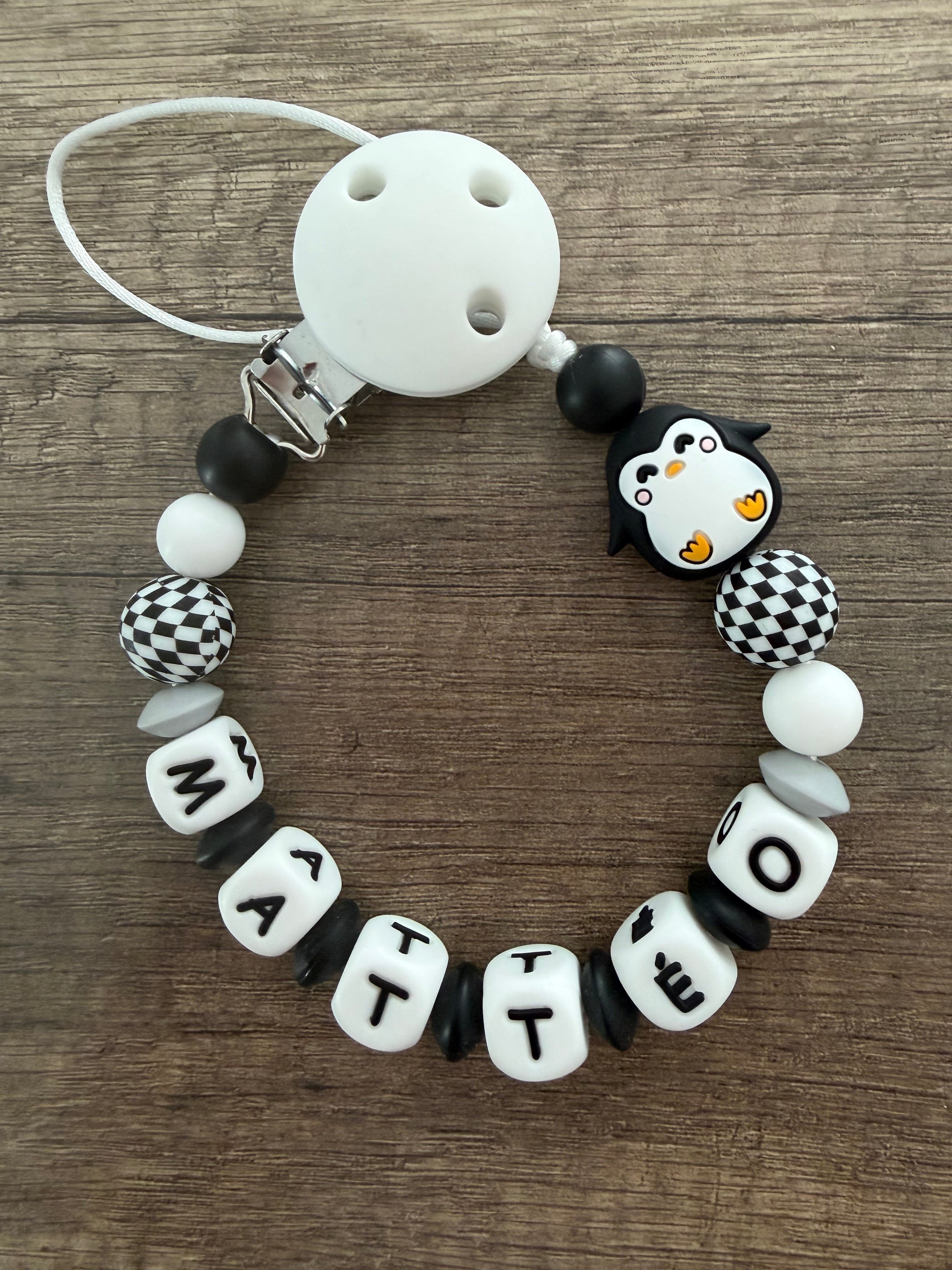 Attache tétine Pingouin personnalisée