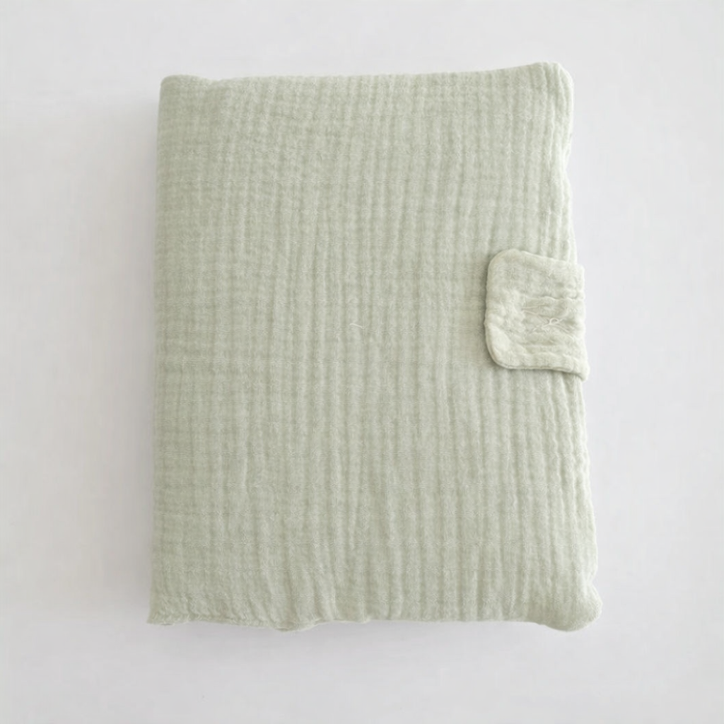 Protège carnet de santé bébé Kaki personnalisé avec motif