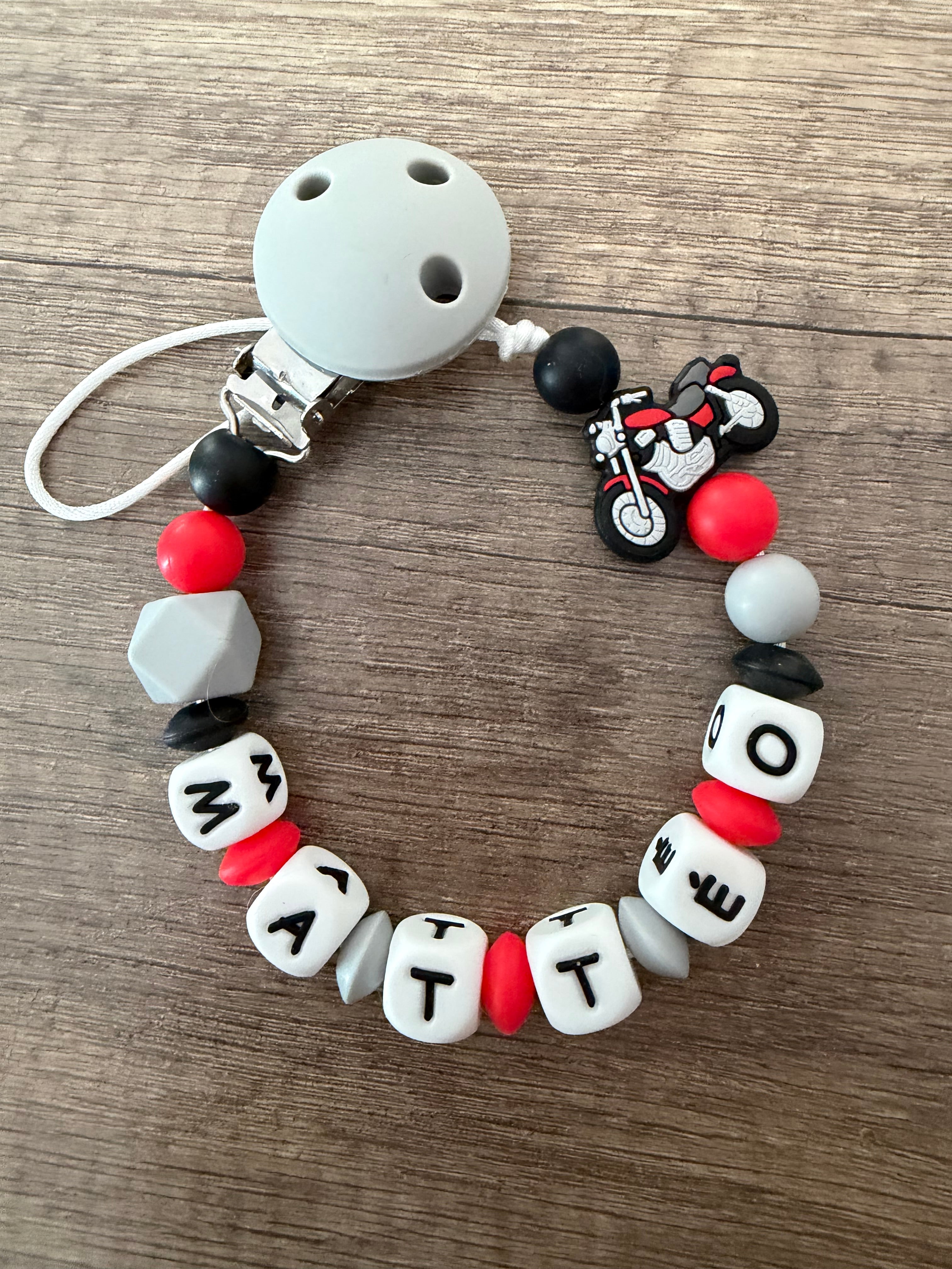 Attache tétine Moto personnalisée