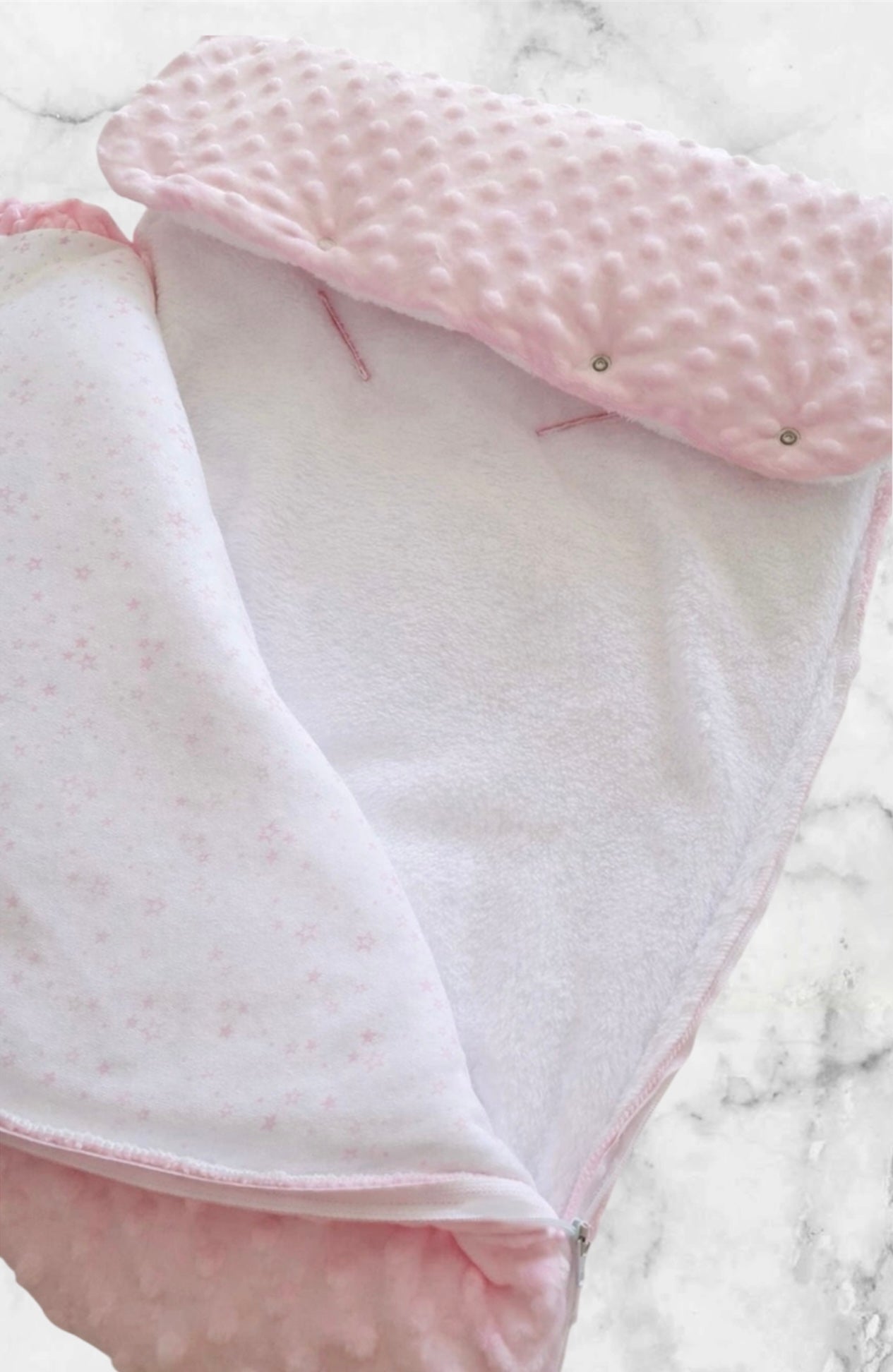 Nid d’ange minky bébé blanc personnalisée