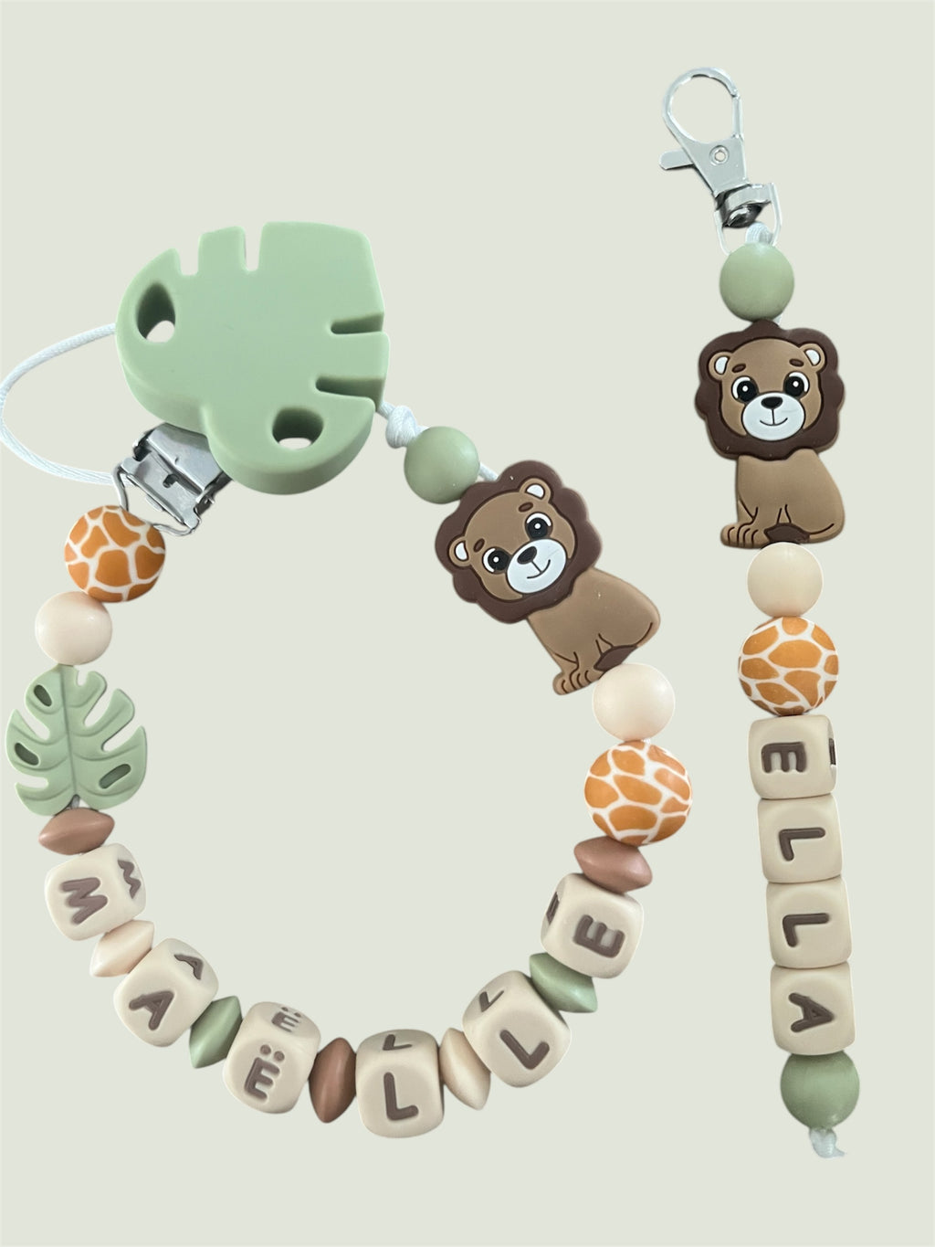 Coffret DUO cadeaux Lion lettres beige - Attache tétine et Porte-clés ou Anneau de dentition personnalisés