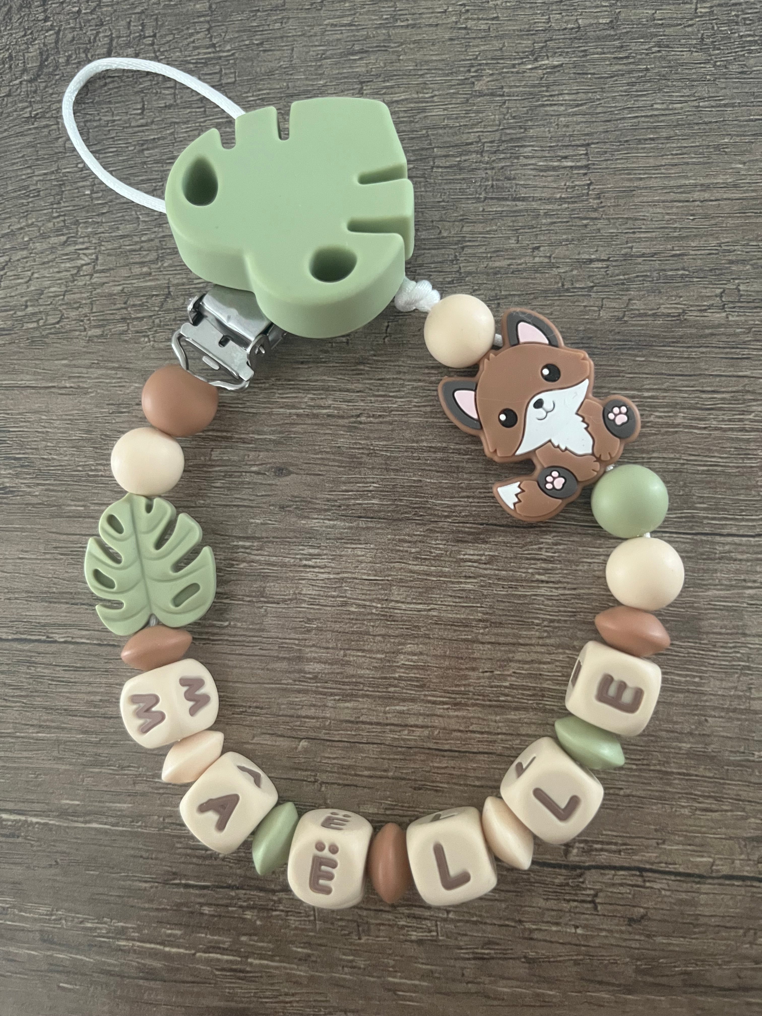 Attache tétine Renard lettres beige personnalisée