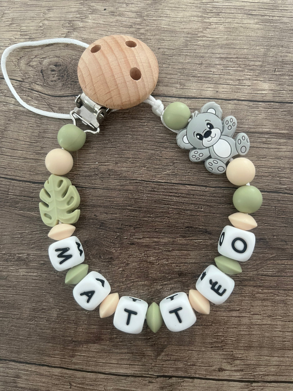 Attache tétine Ourson gris ou beige personnalisée KidCreationArtisanat