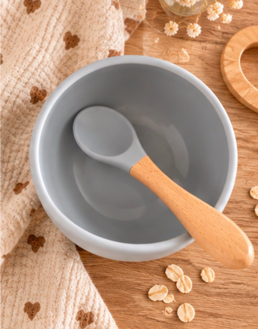 Bol bébé en silicone avec cuillère en bois – Gris