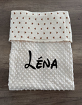 Couverture naissance minky bébé beige cœurs personnalisée
