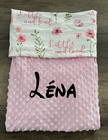 Couverture naissance minky bébé fleurs rose personnalisée