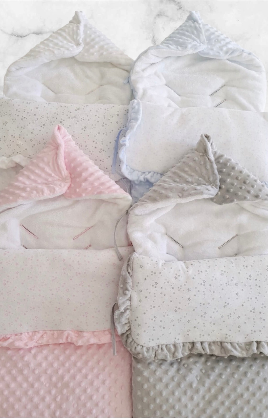 Nid d’ange minky bébé rose personnalisée avec motif