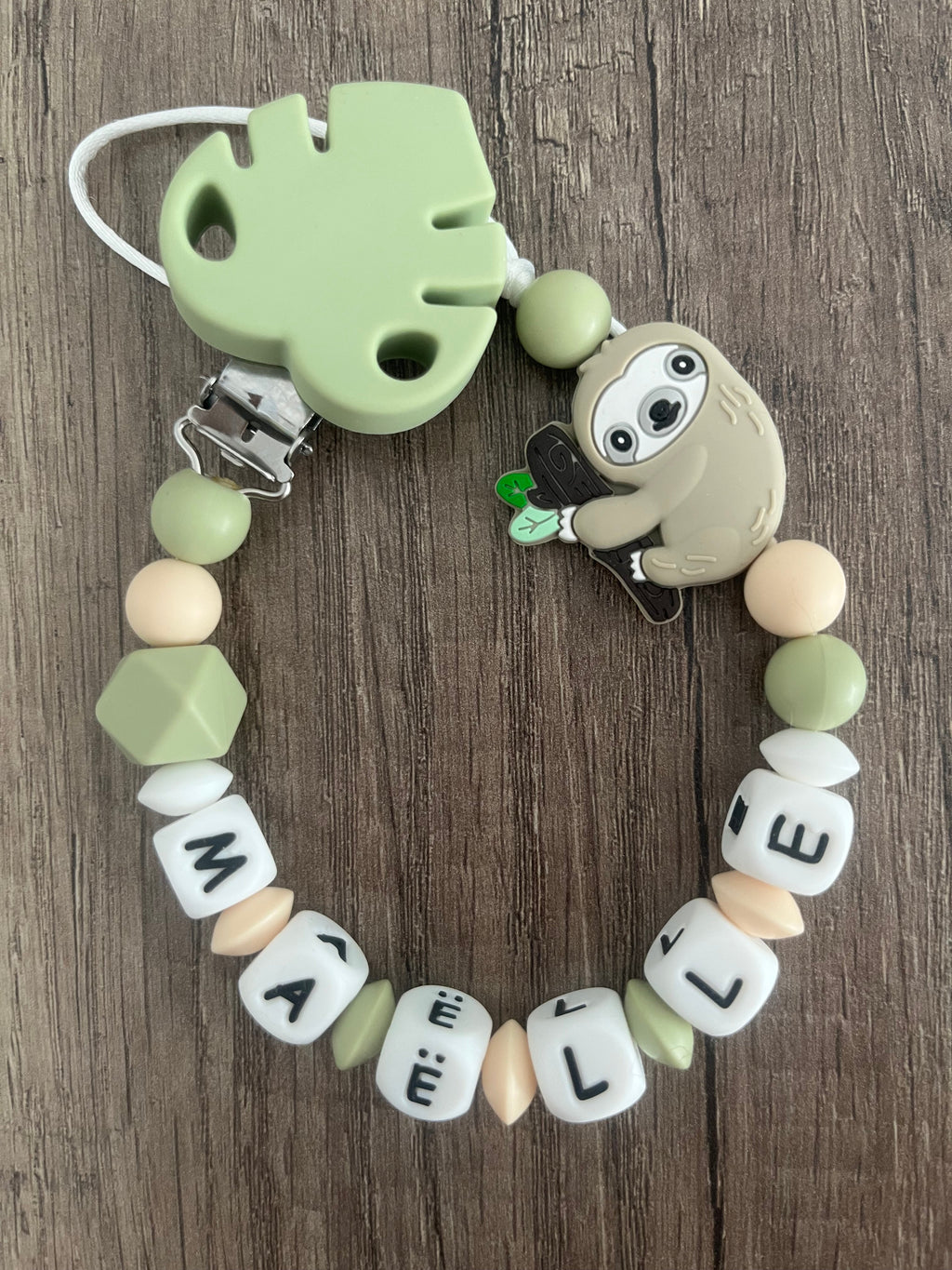 Attache tétine Paresseux personnalisée KidCreationArtisanat