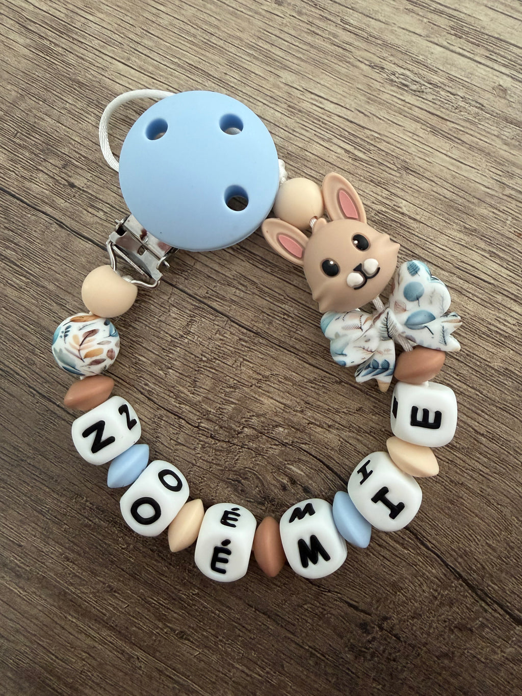 Attache tétine Lapin marron personnalisée