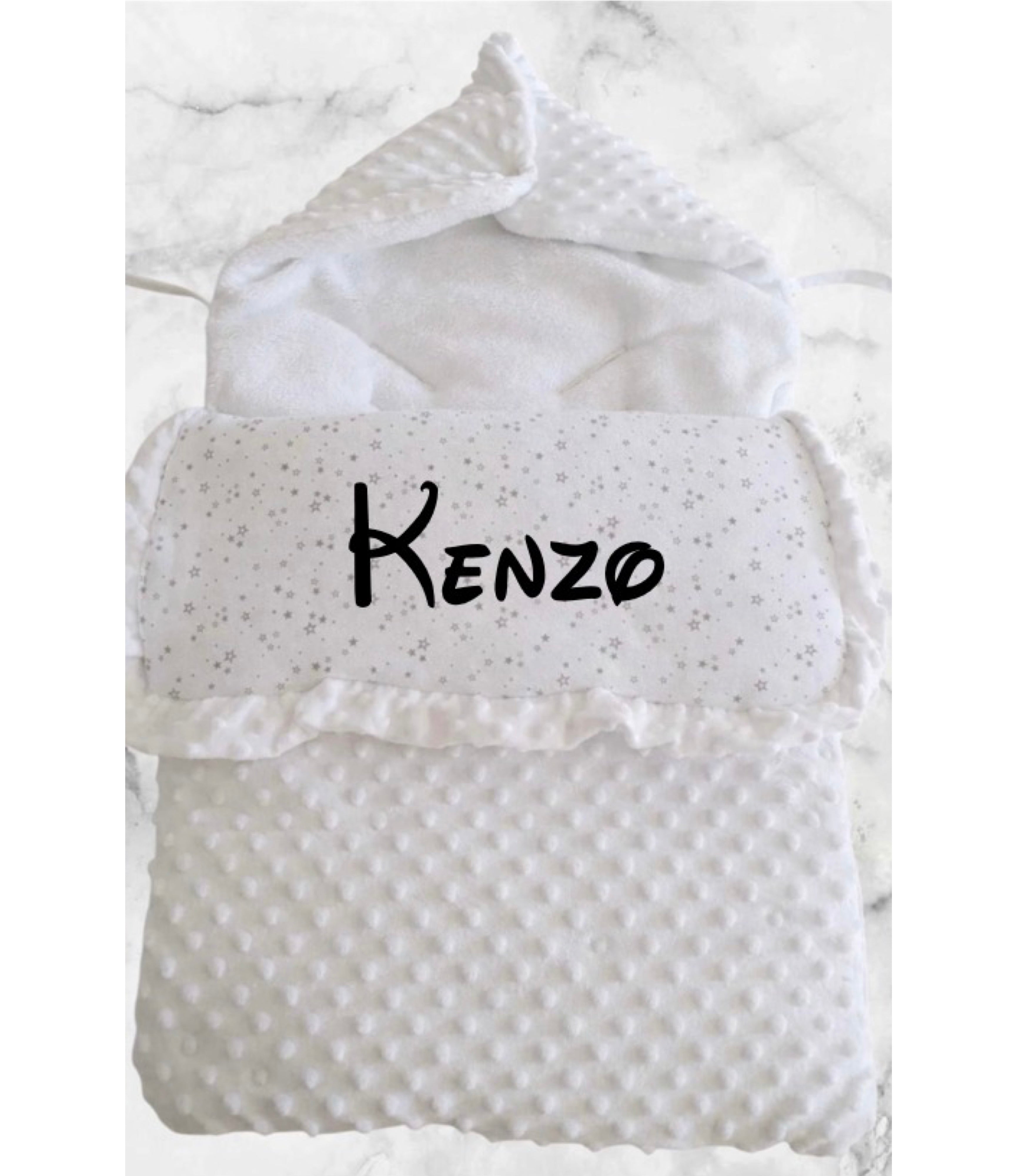 Nid d’ange minky bébé blanc personnalisée