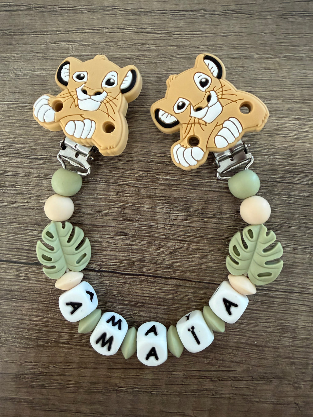 Attache doudou Disney roi lion Simba personnalisé