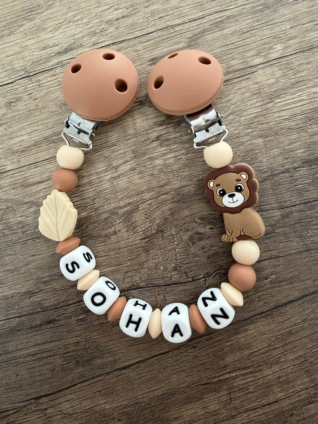 Attache doudou Lion savane personnalisé