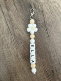 Porte-clés personnalisé fleur blanche paquerette