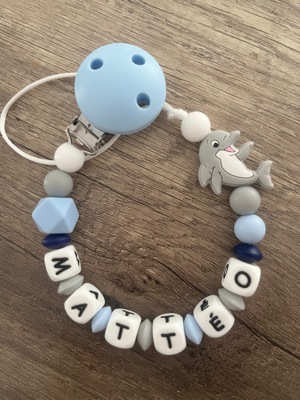 Attache tétine Dauphin personnalisée