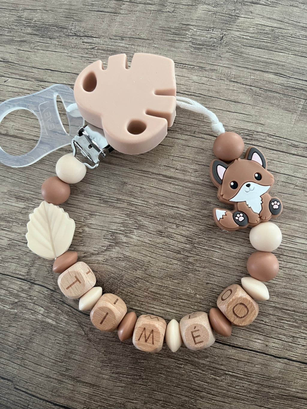 Attache tétine Renard Nature Bois personnalisée