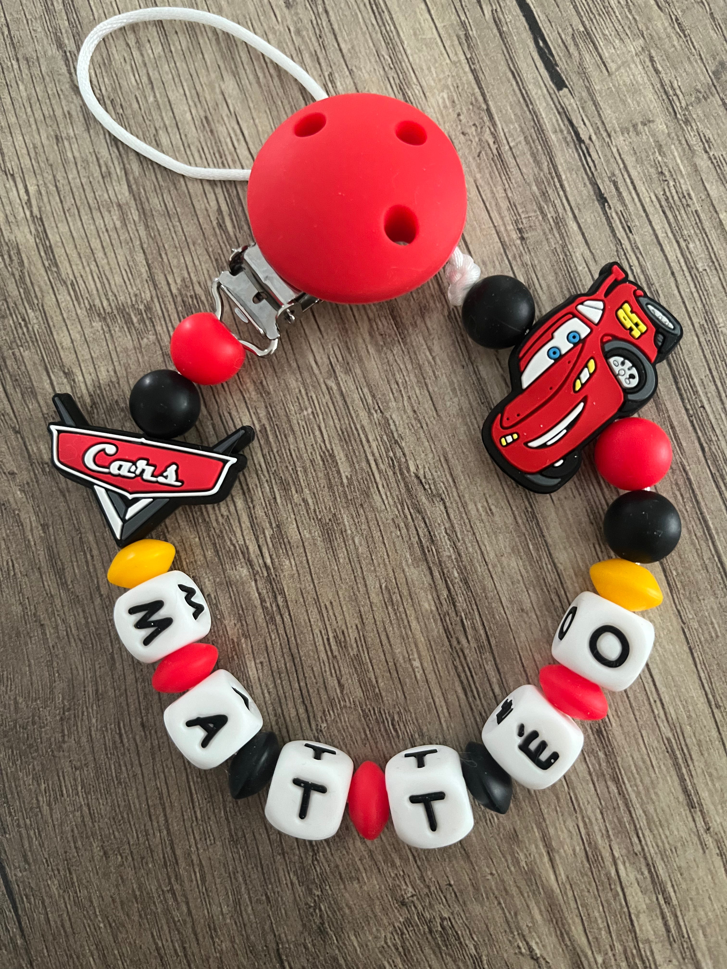 Attache tétine Disney Cars Flash Mcqueen avec logo personnalisée