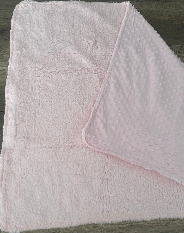 Couverture naissance minky bébé rose personnalisée