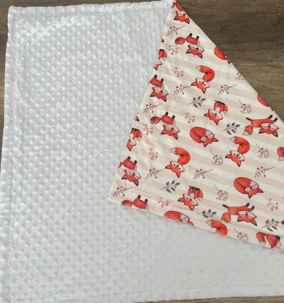 Couverture naissance minky bébé Renard personnalisée avec logo
