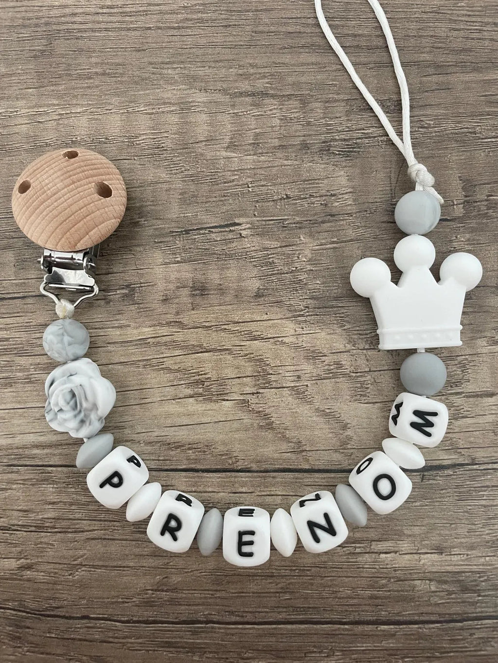 Attache tétine Couronne princesse personnalisée KidCreationArtisanat