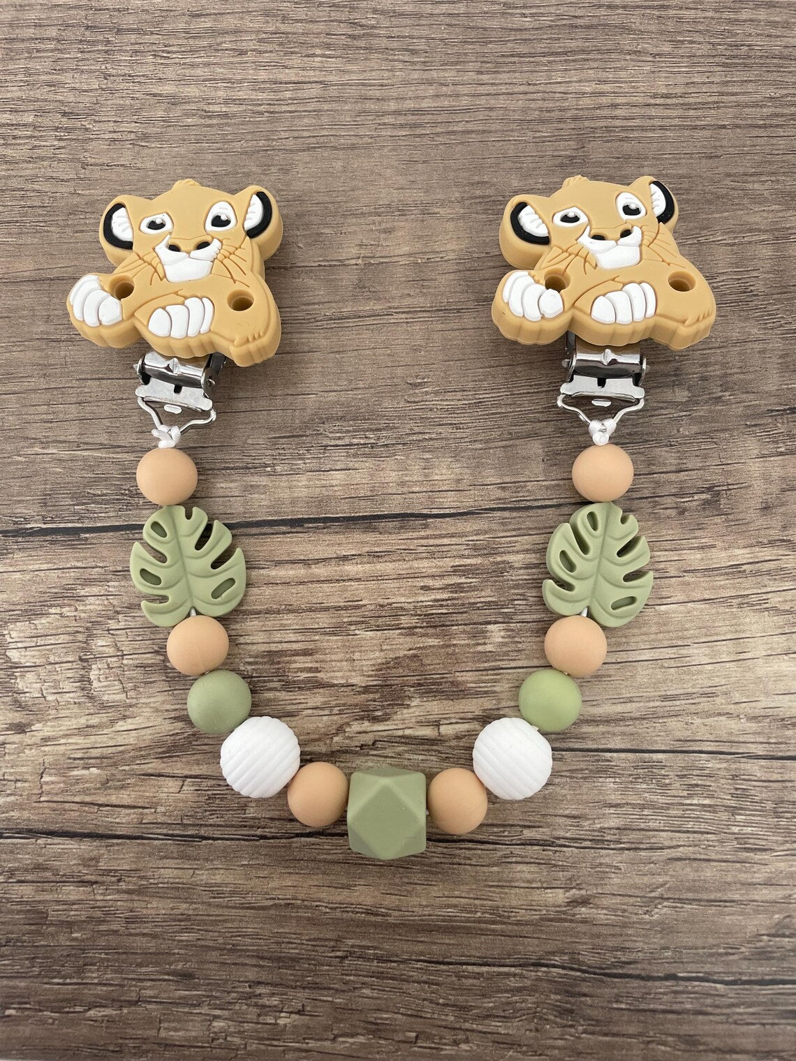 Attache doudou Disney roi lion Simba personnalisé KidCreationArtisanat