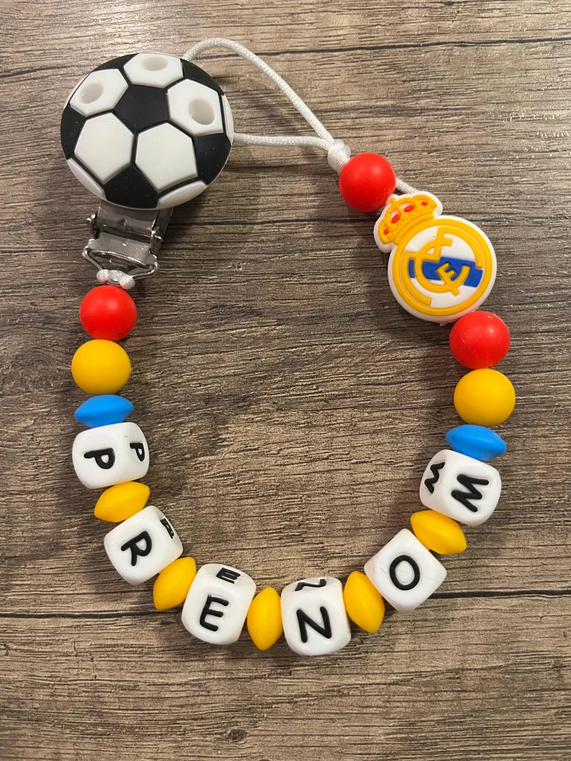 Attache tétine Réal Madrid personnalisée KidCreationArtisanat