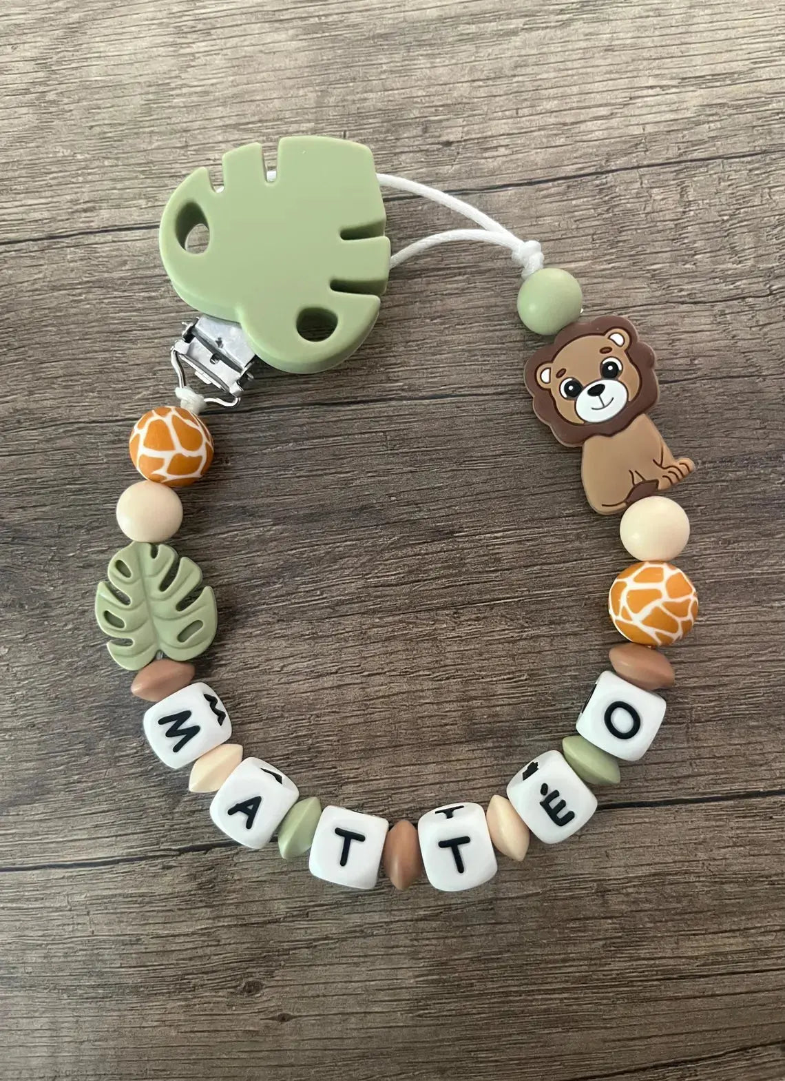Attache tétine Lion thème savane personnalisée KidCreationArtisanat
