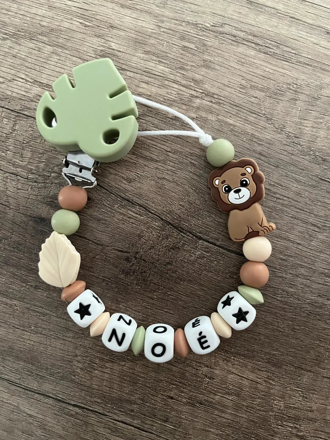Attache tétine Lion thème savane personnalisée KidCreationArtisanat